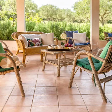 Clicksardegna Giulietta With Large Garden And