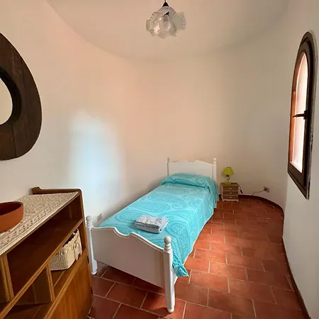 Clicksardegna Giulietta With Large Garden And Villa